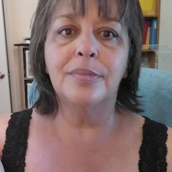 Meet your Posher, Michelle - Picture 1 of 1